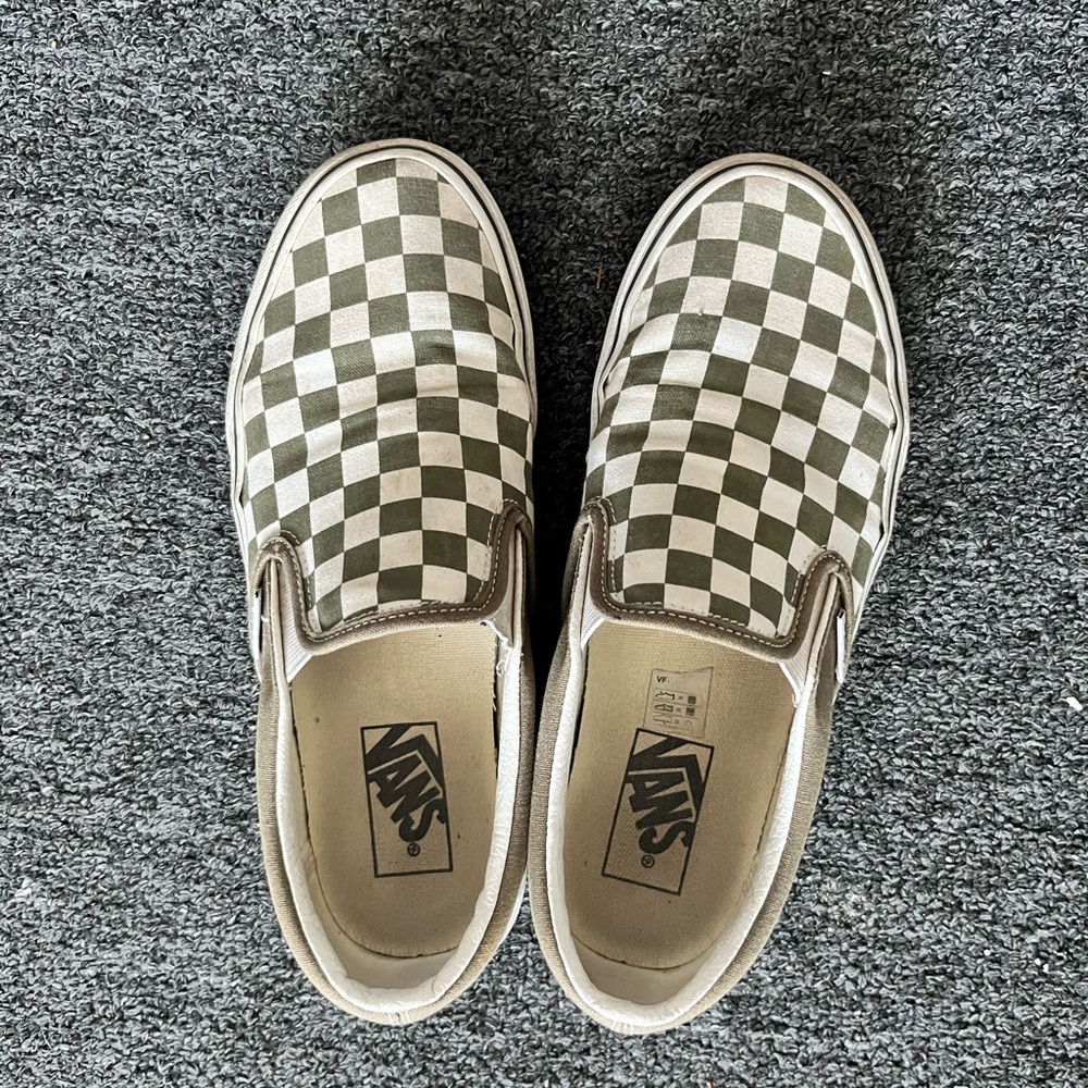 Slip on army green checkers (vegan) size 7 men 8.5 women